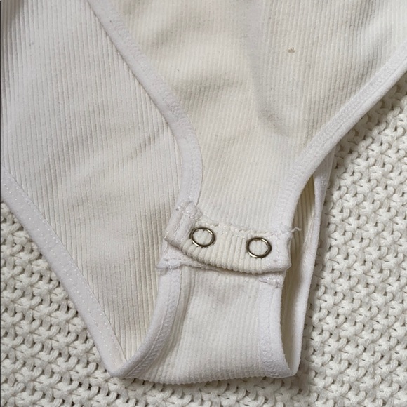 Women’s ribbed open back bodysuit - Picture 4 of 4